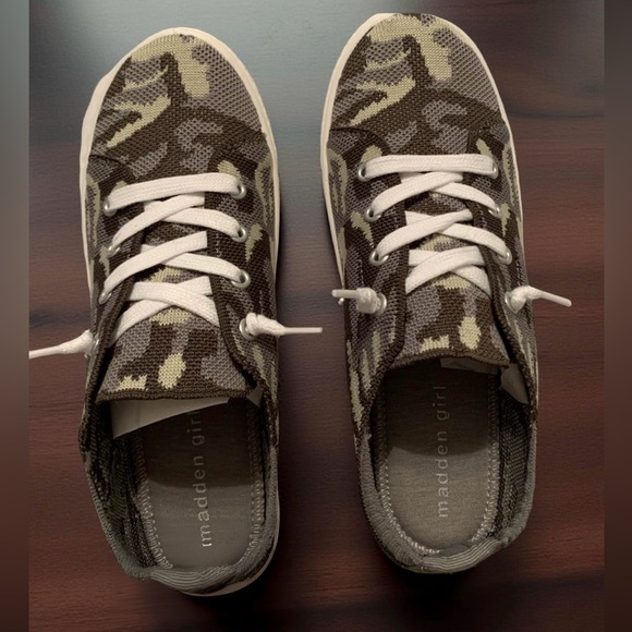 New Madden Girl Marisa-K Camo Knit, Size 9 - Picture 2 of 8